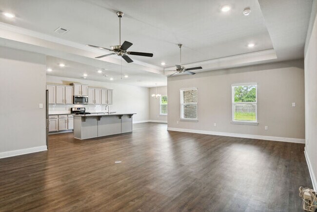 Building Photo - 3055 Sea Oats Dr