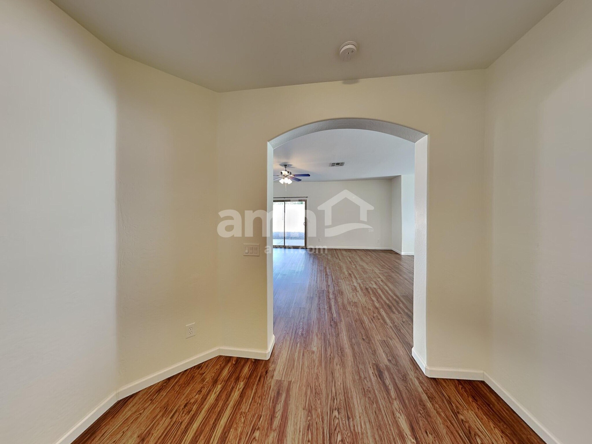 Building Photo - 2975 E Merlot St