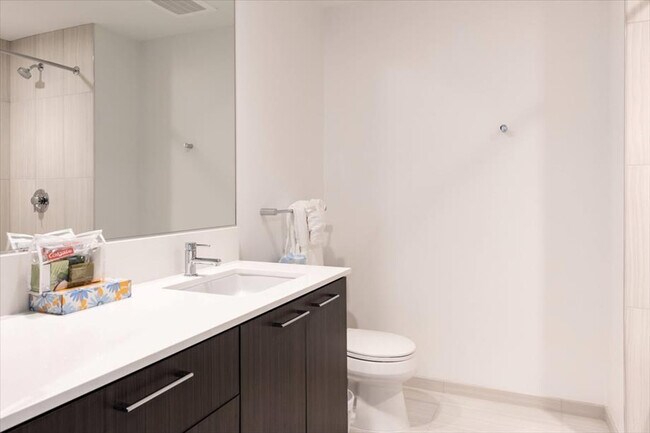 Building Photo - 11911 Freedom Dr