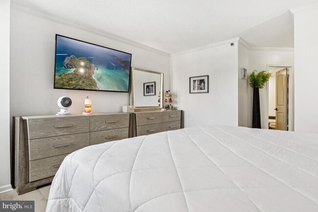 Building Photo - 5505 Seminary Rd