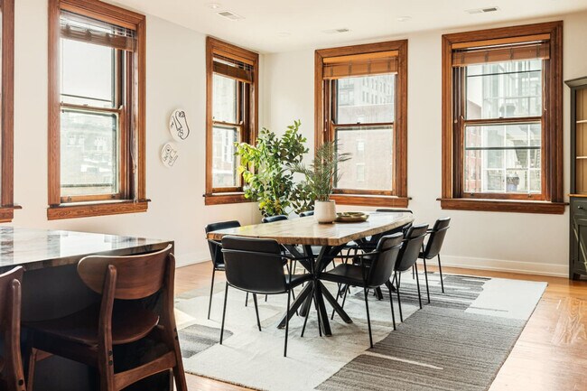 Building Photo - 1201 Jackson St