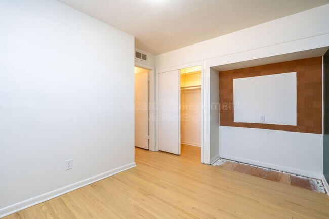 Building Photo - 6002 E 8th St N