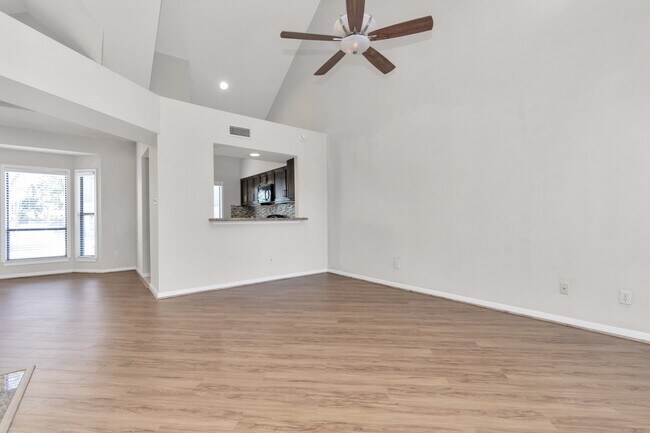 Building Photo - 4144 Greystone Way