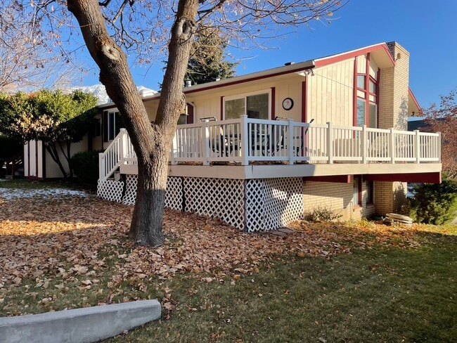 Building Photo - Spacious House on the Northeast Bench in Orem