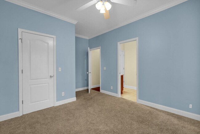 Building Photo - AVAILABLE NOW [PETS PERMITTED]