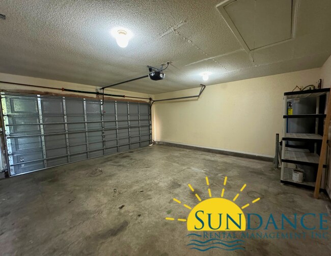 Building Photo - Spacious 4-Bedroom Home on a Quiet Cul-de-Sac!