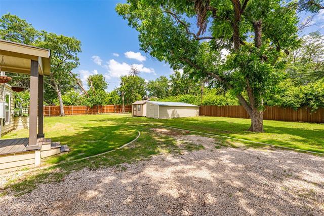 Building Photo - 2500 Fairway Dr