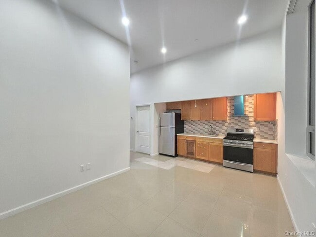 Building Photo - 71-59 160th St