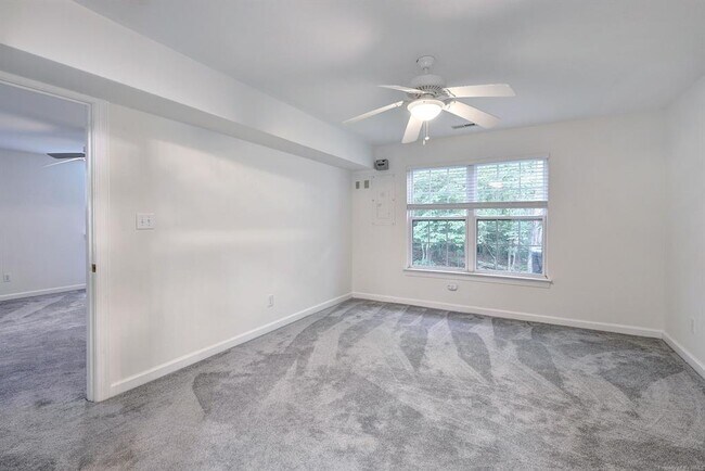 Building Photo - 8321 Barons Ct