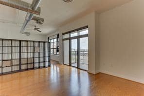 Building Photo - 123 College Pl