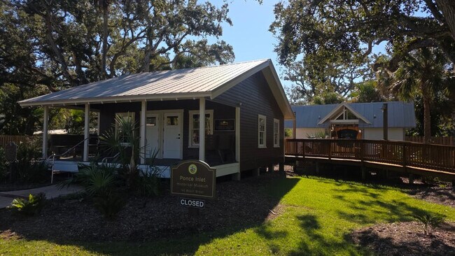 Building Photo - 31 Inlet Harbor Rd