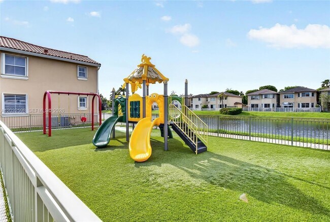 Building Photo - 6670 NW 114th Ave
