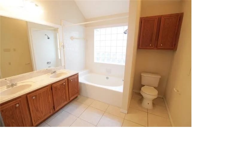 Building Photo - 7440 Blackthorn Dr