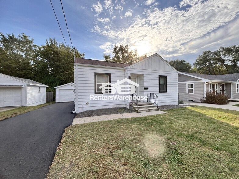 Building Photo - 3711 37th St