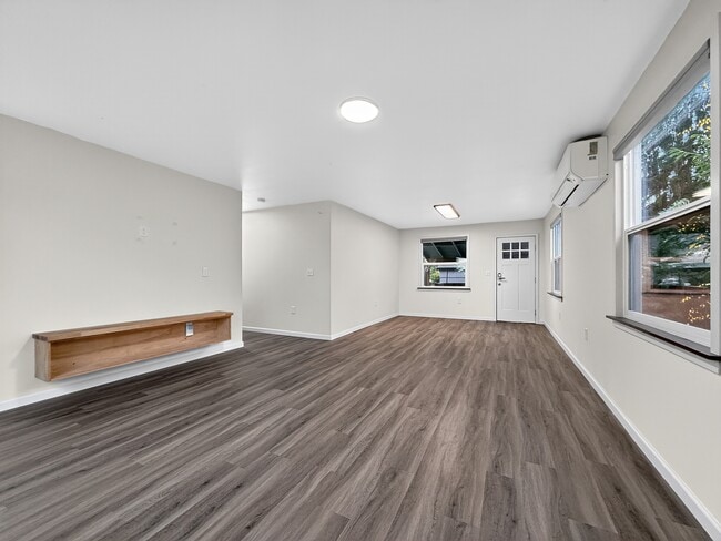 Building Photo - 12705 Evanston Ave N