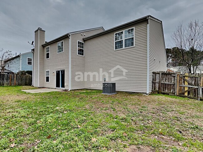 Building Photo - 520 Dogwood Creek Pl