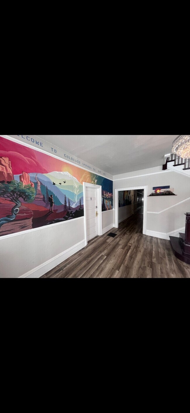 Building Photo - 608 N Nevada Ave
