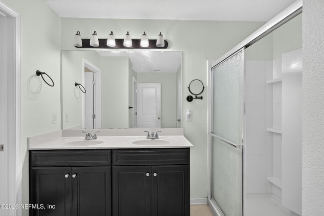 Building Photo - 9909 Patriot Ridge Dr