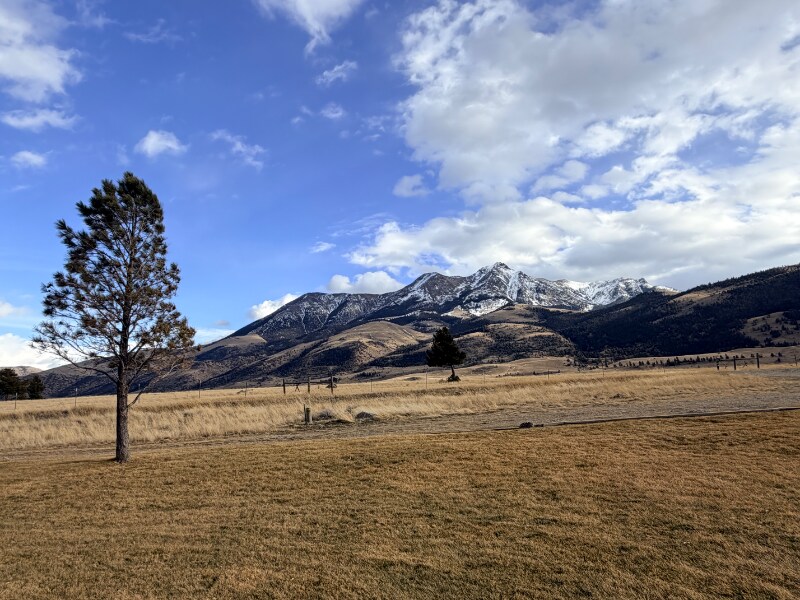 Building Photo - 37 Bridger Meadow Ln