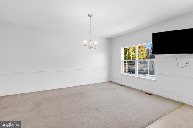 Building Photo - 607 Wildel Ave