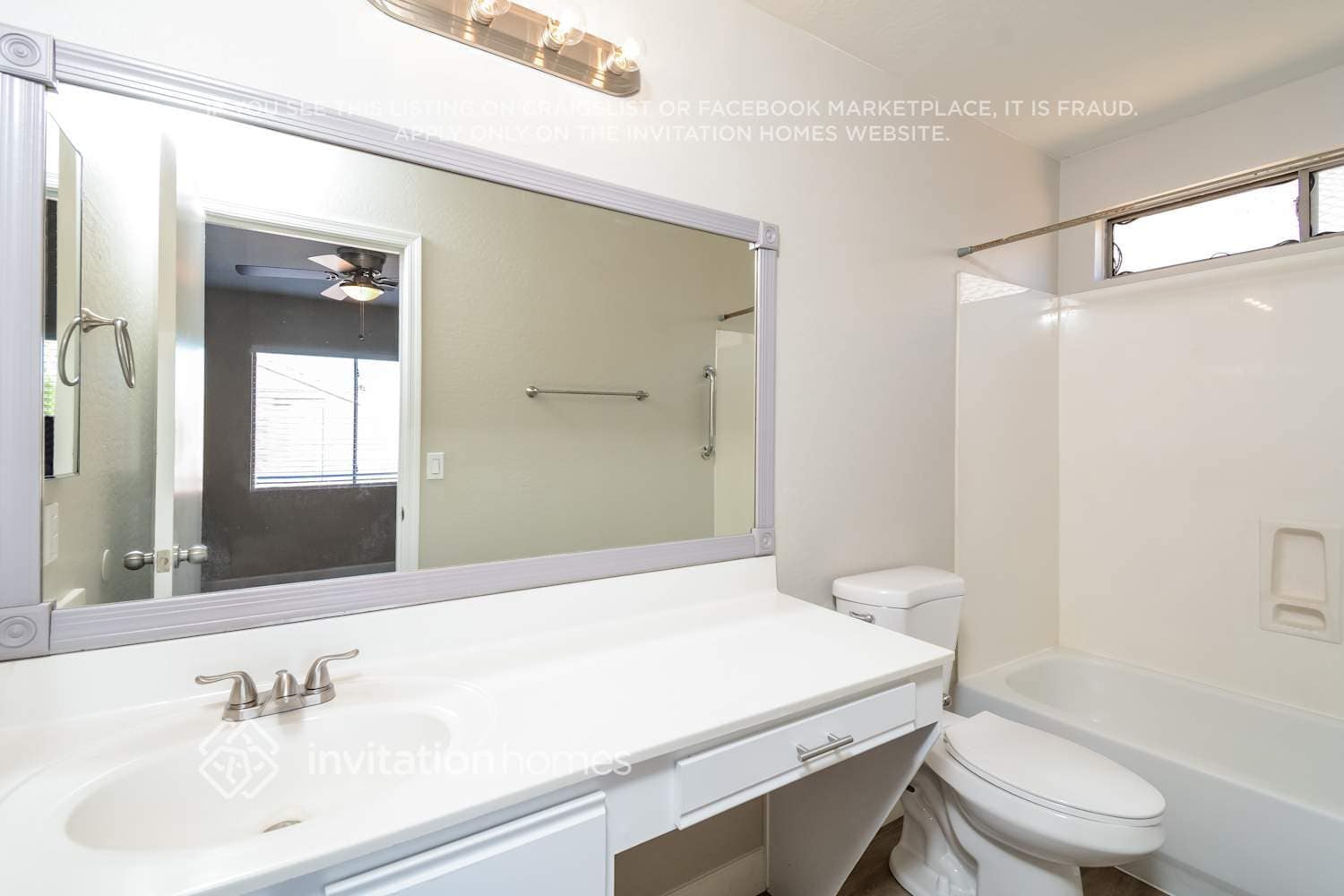 Building Photo - 12406 W Flores Dr