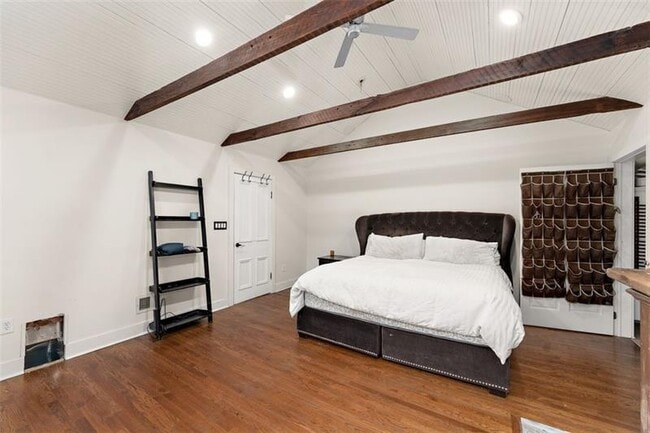 Building Photo - 732 Orchard Terrace