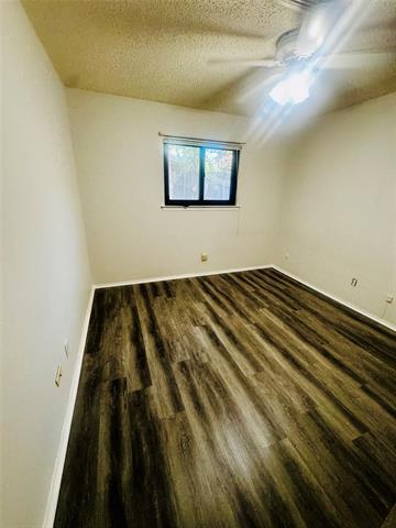 Building Photo - 1016 Summit Cir