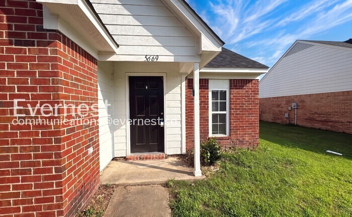 Building Photo - 5669 Kaitlyn Dr W