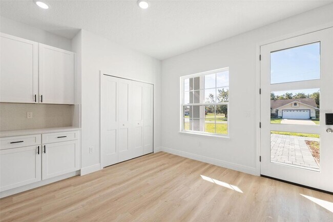 Building Photo - 3995 SW 134th St