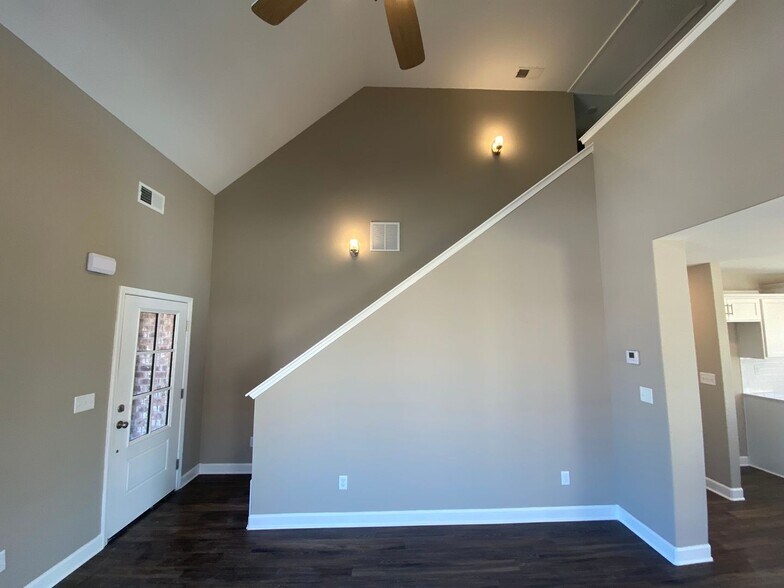 Building Photo - NEW HOME IN WALLS, MS