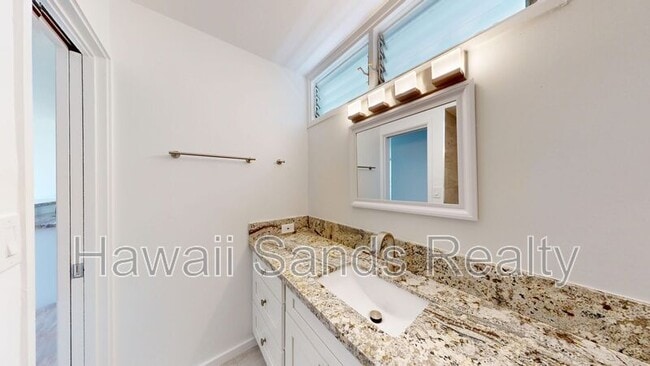 Building Photo - 3121 Pualei Cir