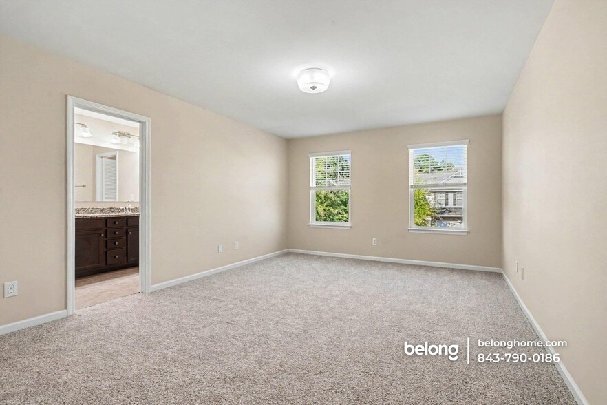 Building Photo - 447 Tayberry Ln