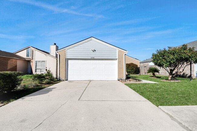 Building Photo - 11726 Lima Dr