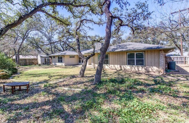 Building Photo - 7305 W Rim Dr
