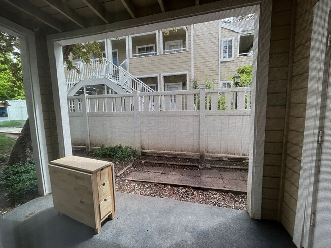 Building Photo - 2 Bedroom 2 Bathroom Condo Salt Lake City
