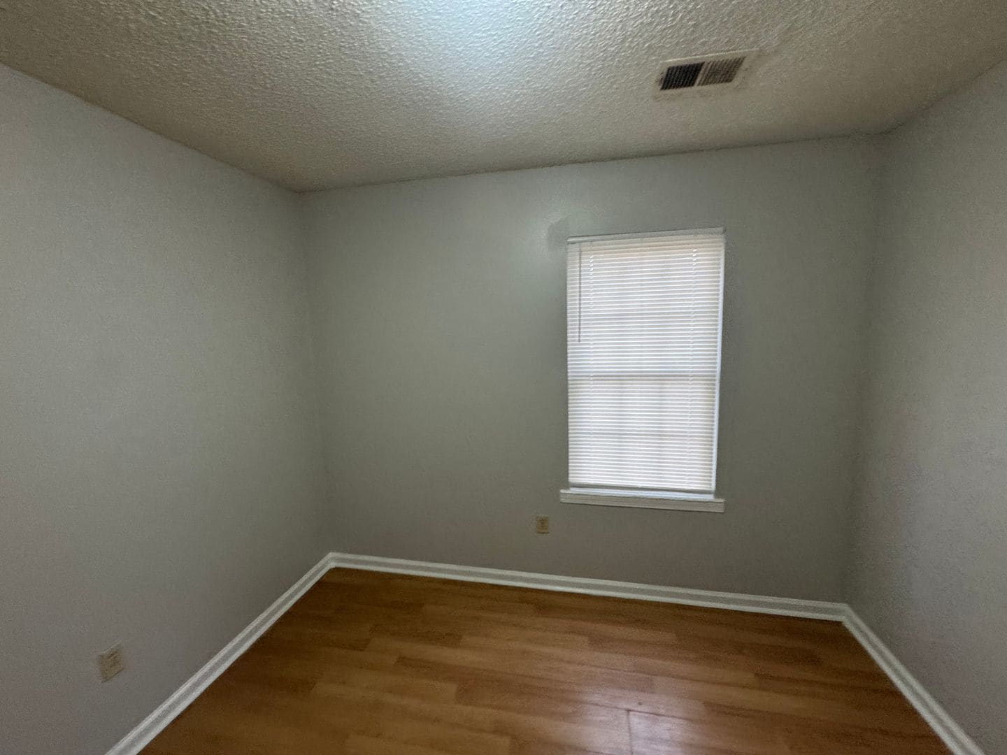 Building Photo - 5493 Adams Cir