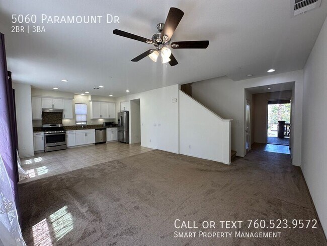 Building Photo - 5060 Paramount Dr
