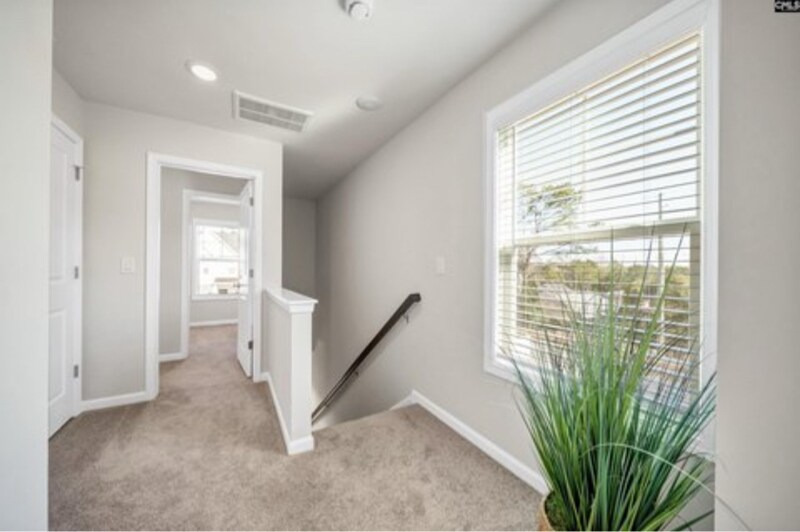 Building Photo - 227 Carillo