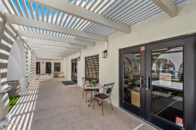 Building Photo - 7940 E Camelback Rd