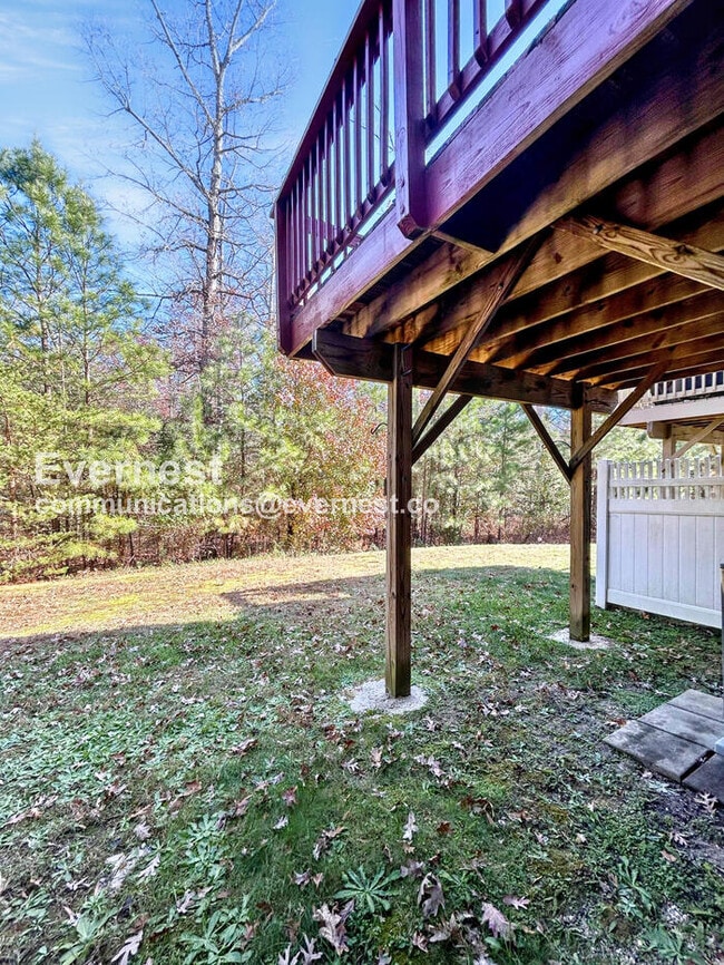 Building Photo - 18337 Democracy Ave