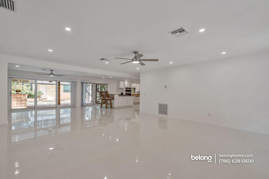 Building Photo - 6235 4th St