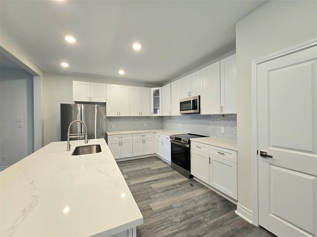 Primary Photo - 12813 Andromeda Ct
