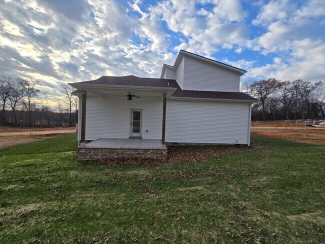 Building Photo - 509 N Halifax Ct