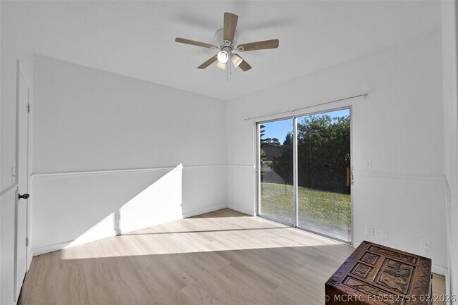 Building Photo - 4011 Coral Springs Dr