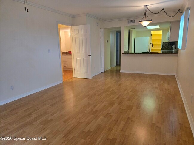 Building Photo - 505 Landings Way