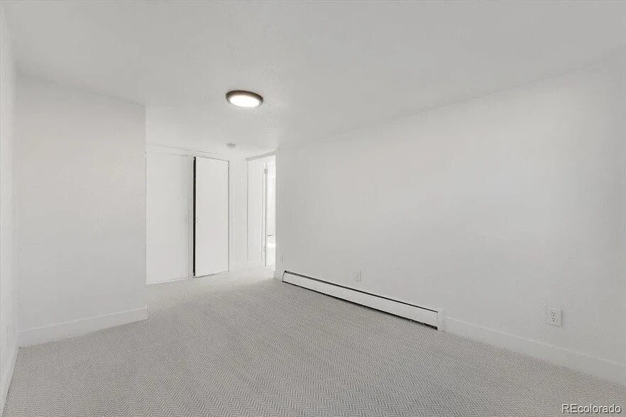 Building Photo - 4016 Milwaukee St