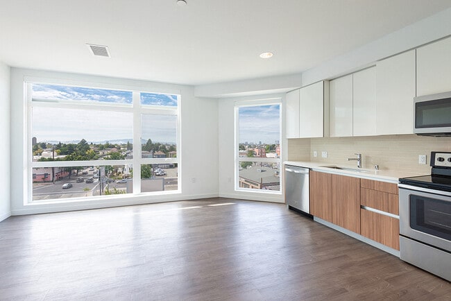 Building Photo - Bell Uptown District