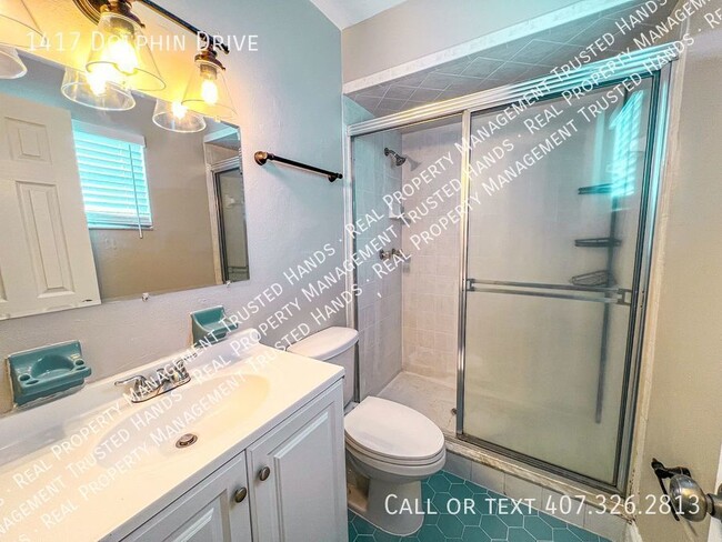 Building Photo - 1417 Dolphin Dr