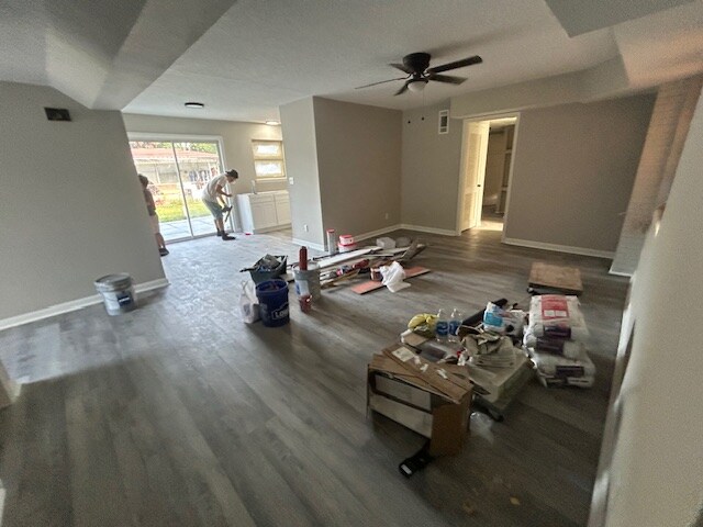 Building Photo - 1014 La Marche Dr