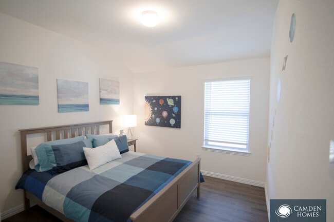 Building Photo - 609 Spring Rain Rd